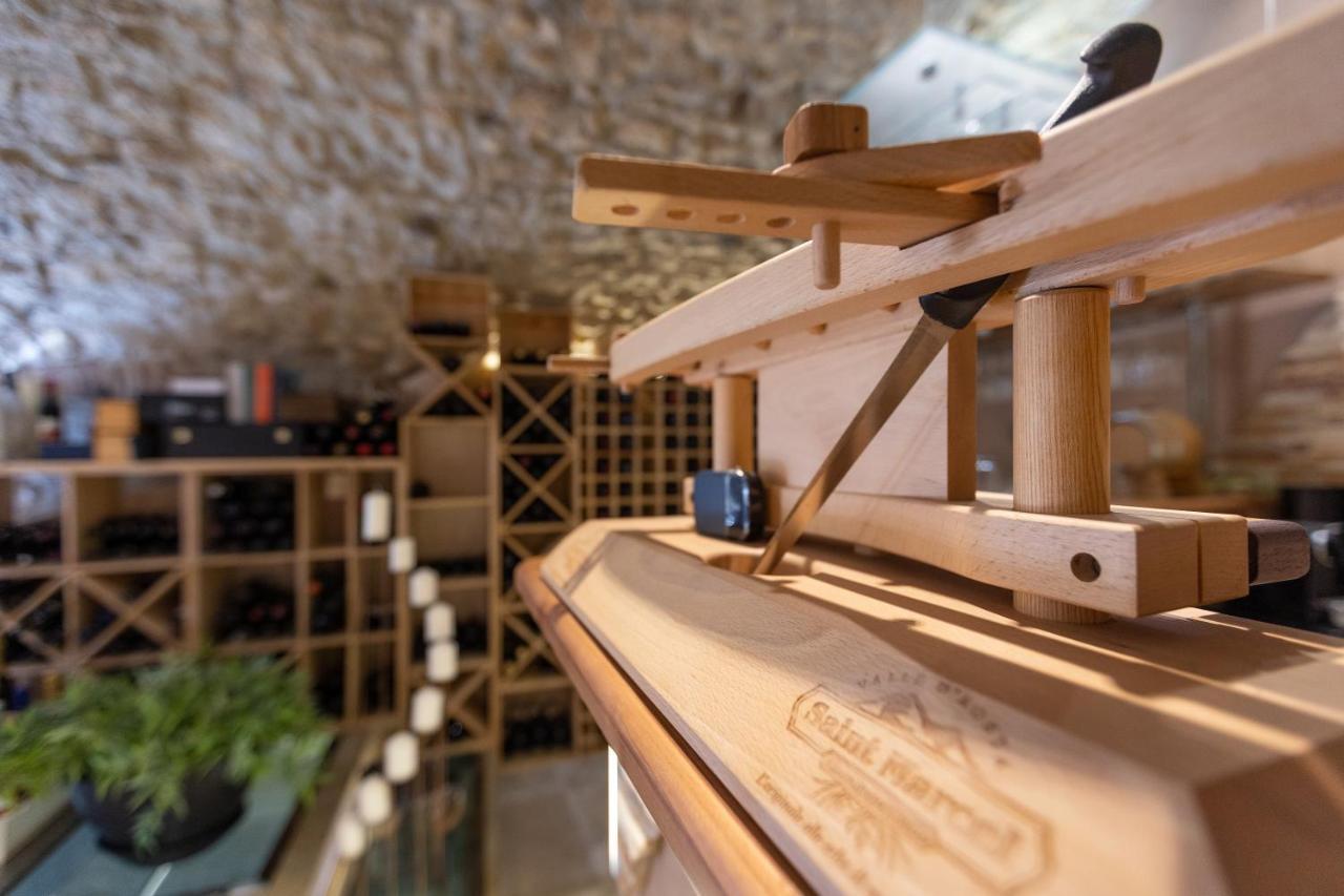 Casa Orsini, B&B And Winery Монтеротондо Екстериор снимка