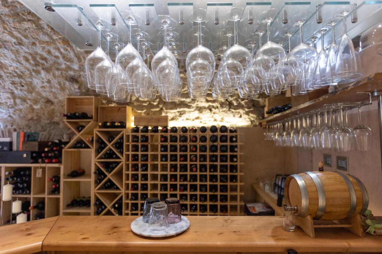 Casa Orsini, B&B And Winery Монтеротондо Екстериор снимка